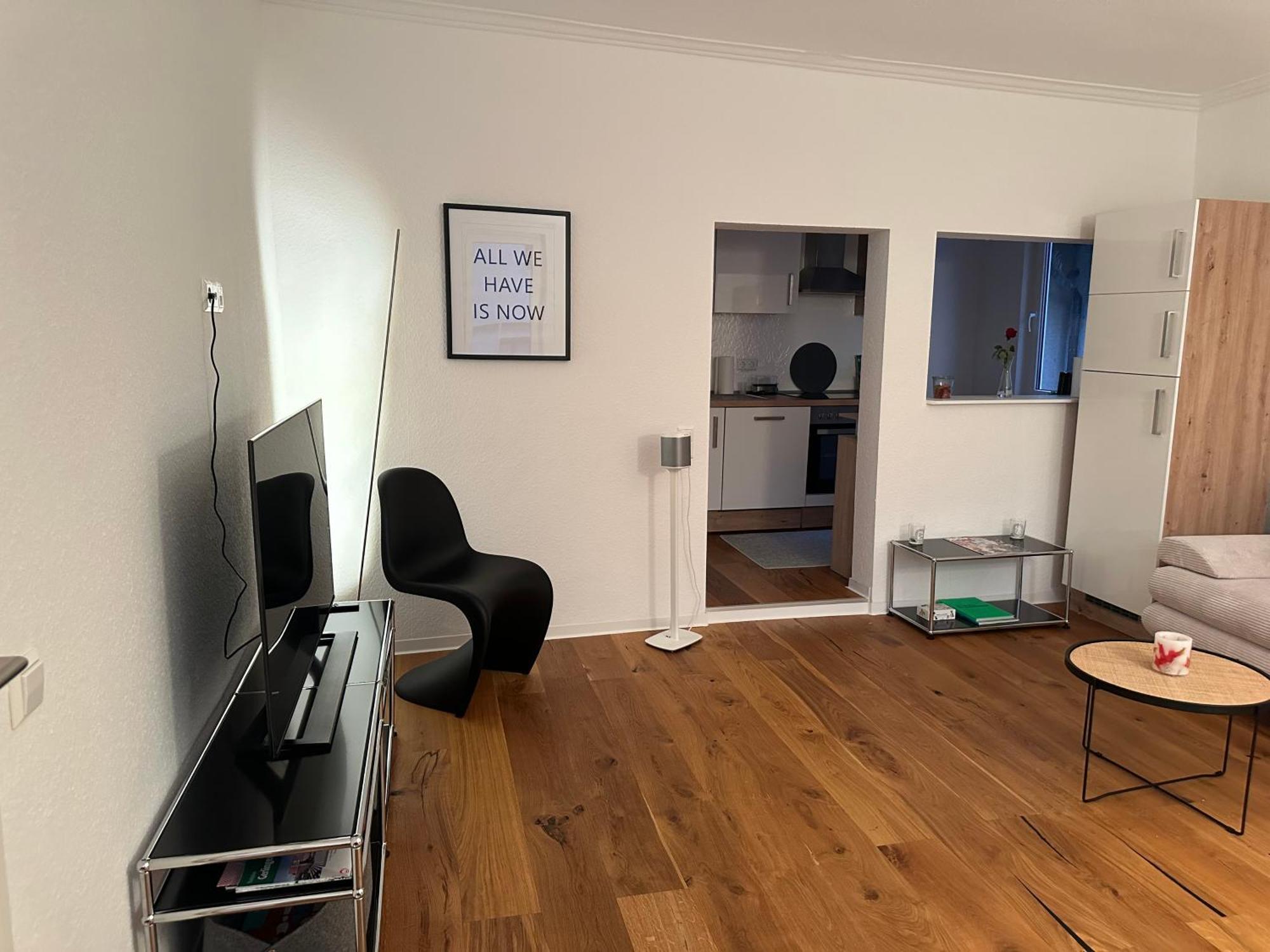 Stylisches Apartment Mit Grossem Tageslichbad Am Marktplatz Leonberg Dış mekan fotoğraf
